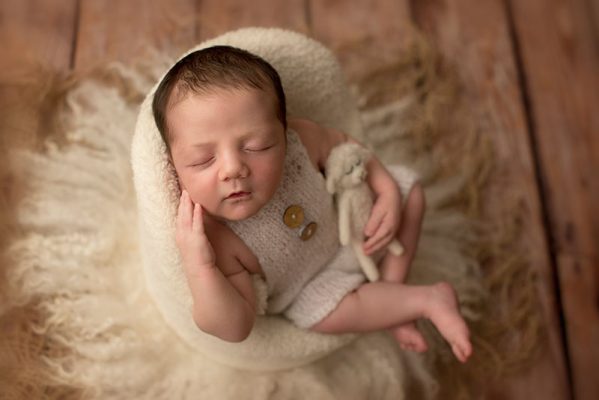 Talleres de fotografía newborn online | Poses Newborn